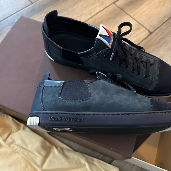 Louis Vuitton Men's Black Sneakers - Picture 6 of 10